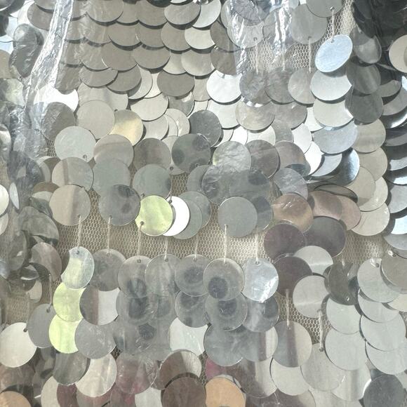 Mac Duggal Embellished Disc Sequin Sleeveless Gown Dress Silver Size 10 NWT - Picture 11 of 12